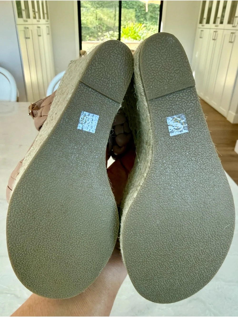 N/A tan high